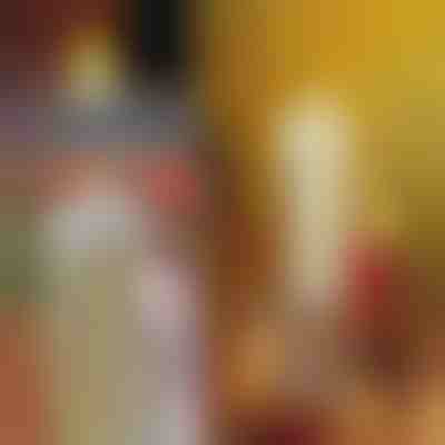 Lumânare cu LED care își schimbă culoarea CANDELIOUR