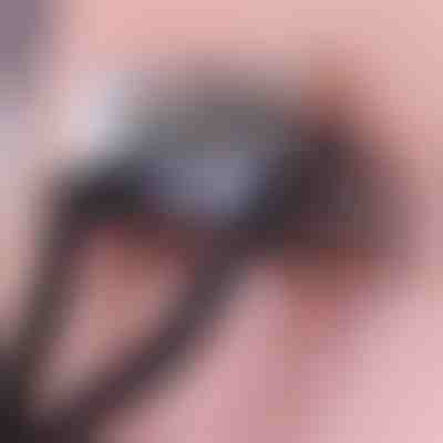 Pieptene curbat pentru gene | LASHCOMB